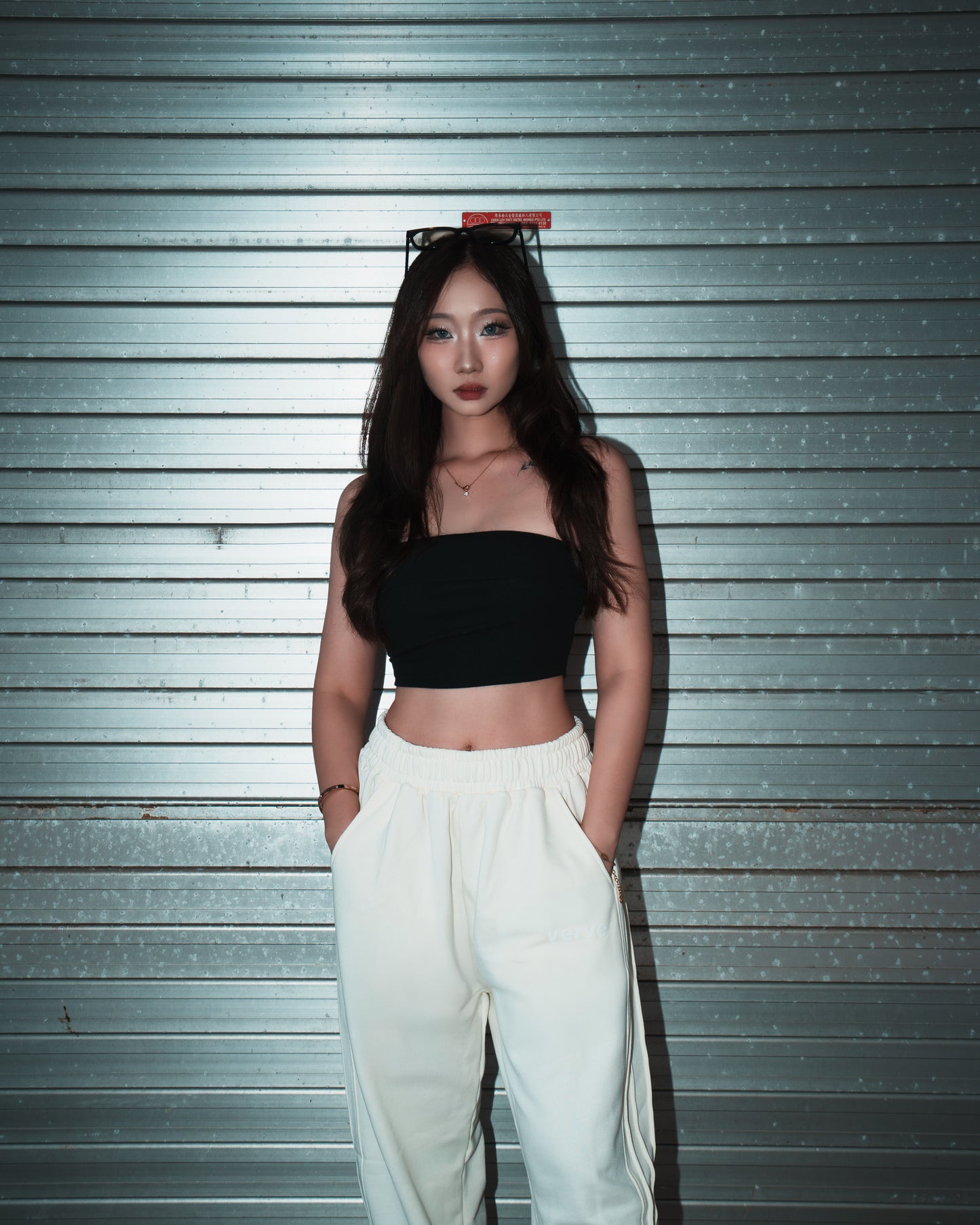 PLEATED SWEATPANTS — CREAM EDITION