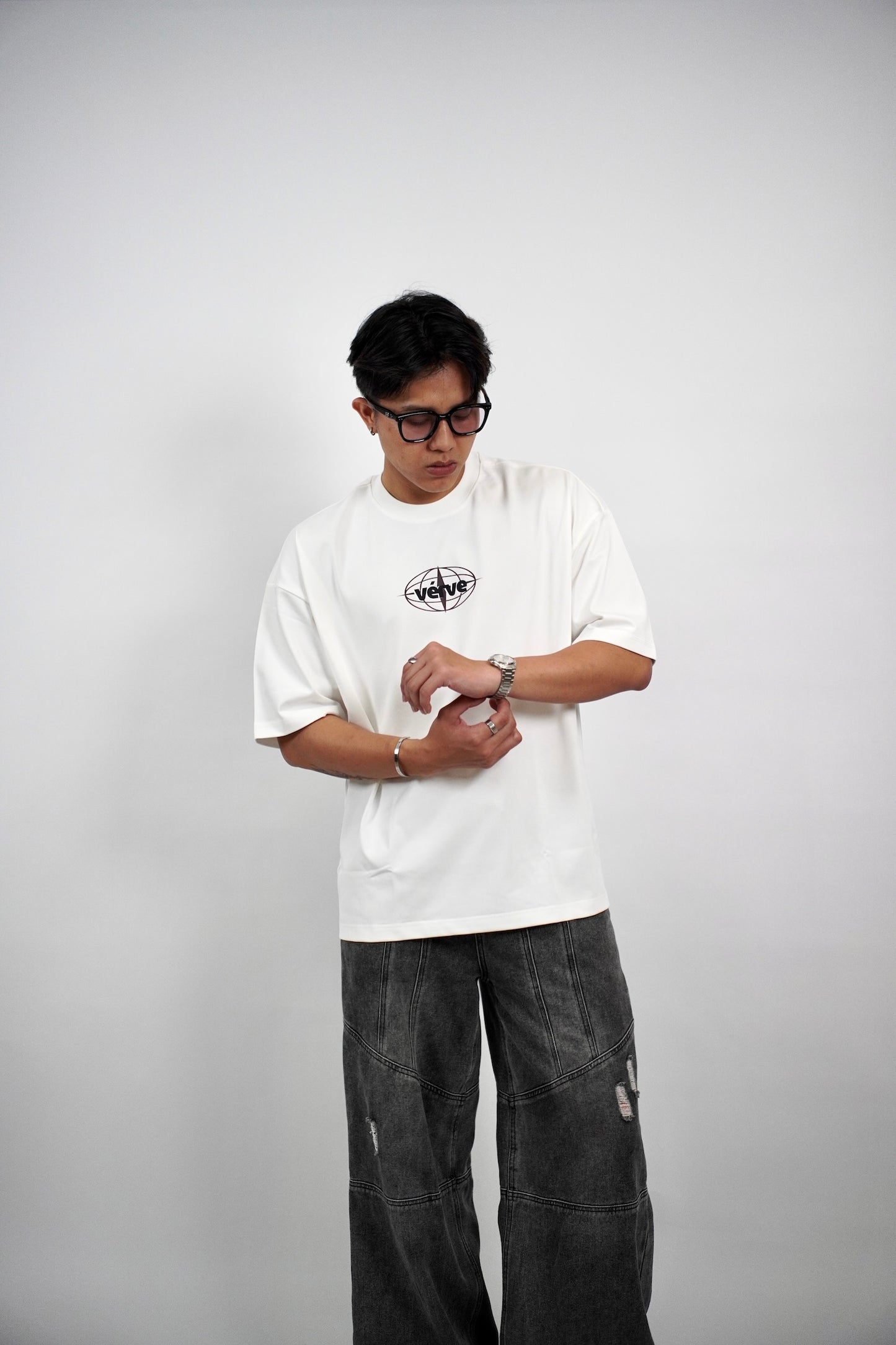 (NEW RELEASE) UNDEFINED LUNAR WHITE TEE